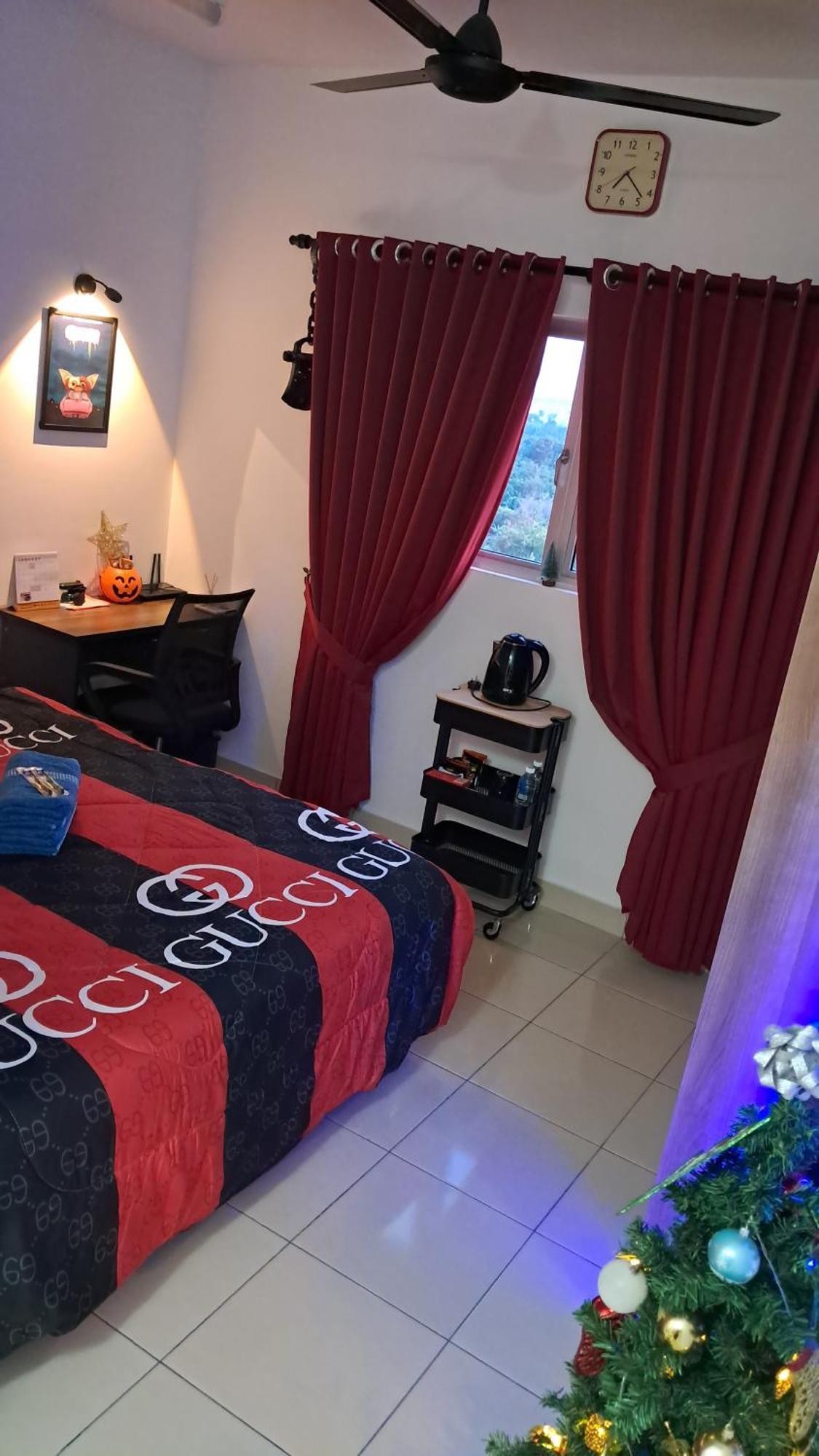 The Red Room Alanis Residence セパン エクステリア 写真